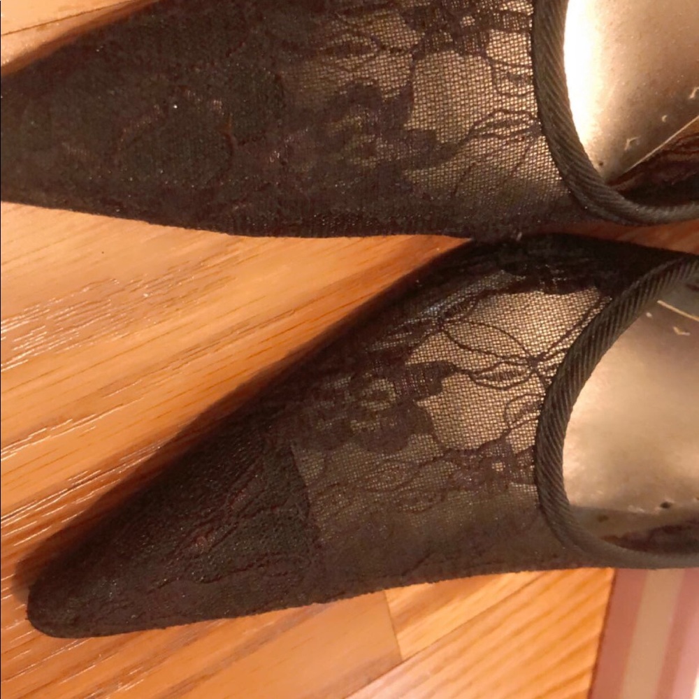 Charlotte women’  lace heels